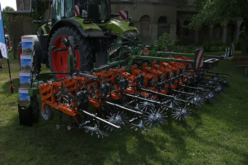 Eine Reihenhacke von Amazone. Foto: Julian Delbrügge (ILU)
